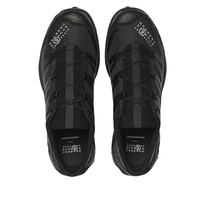 SALOMON x Maison Margiela XT-4 Mule “Negro” SALOMON x Maison Margiela XT-4 Mule “Negro”